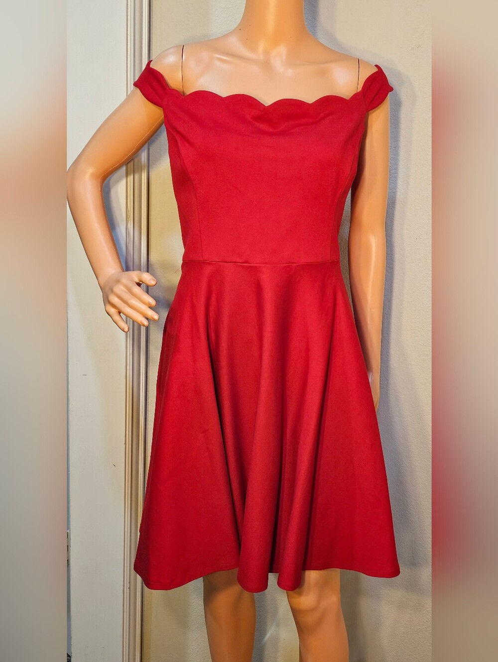 Modcloth Scallop Off-Shoulder Mini Dress With Pockets Size XL